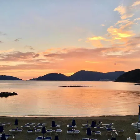 Il Giardino Segreto * Lerici